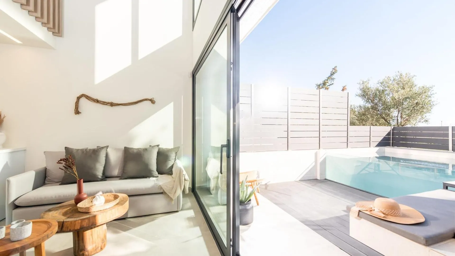 Serene Villas Halkidiki - Cfront Private Pool Nea Iraklia